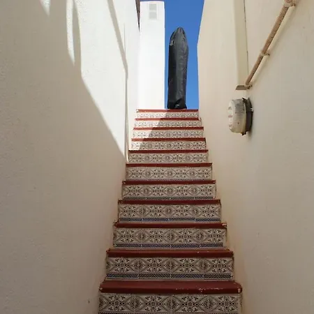 Casa Wilphi - *